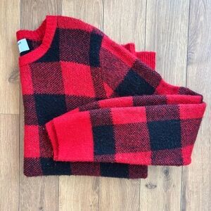 Red & Black Checkered Old Navy Sweater - XL